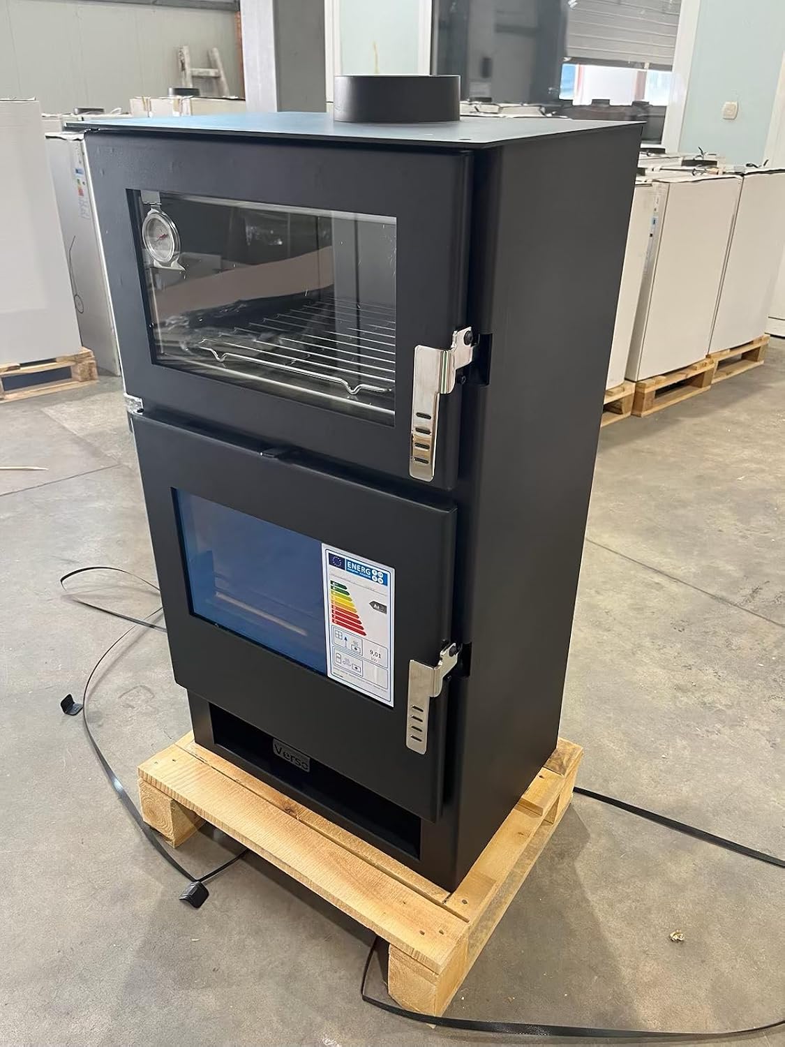 Nana IF Kaminofen, 9 kW, schwarz, EEK A+ - mit Backfach Inox Verso F Holzofen Kamin Ofen Holz